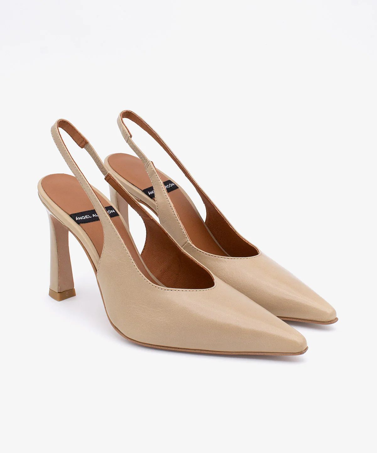 AINA – Stiletto destalonado con tacón alto de piel texturizada - Image 2