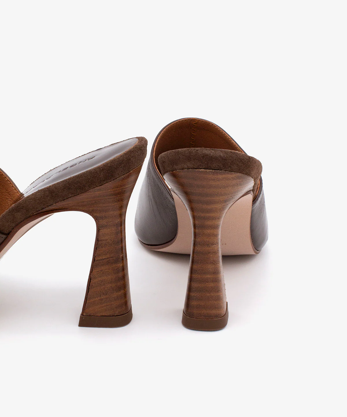 ALMAU – Mules de vestir elegantes con tacón alto de piel texturizada - Image 8