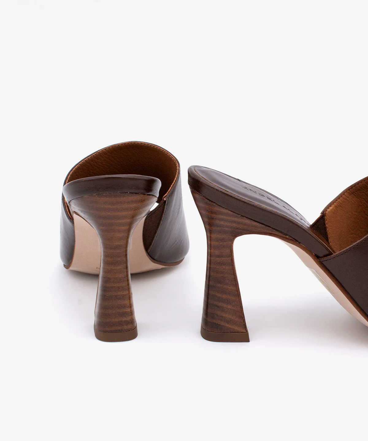 ALMAU – Mules de vestir elegantes con tacón alto efecto madera de piel texturizada - Image 5