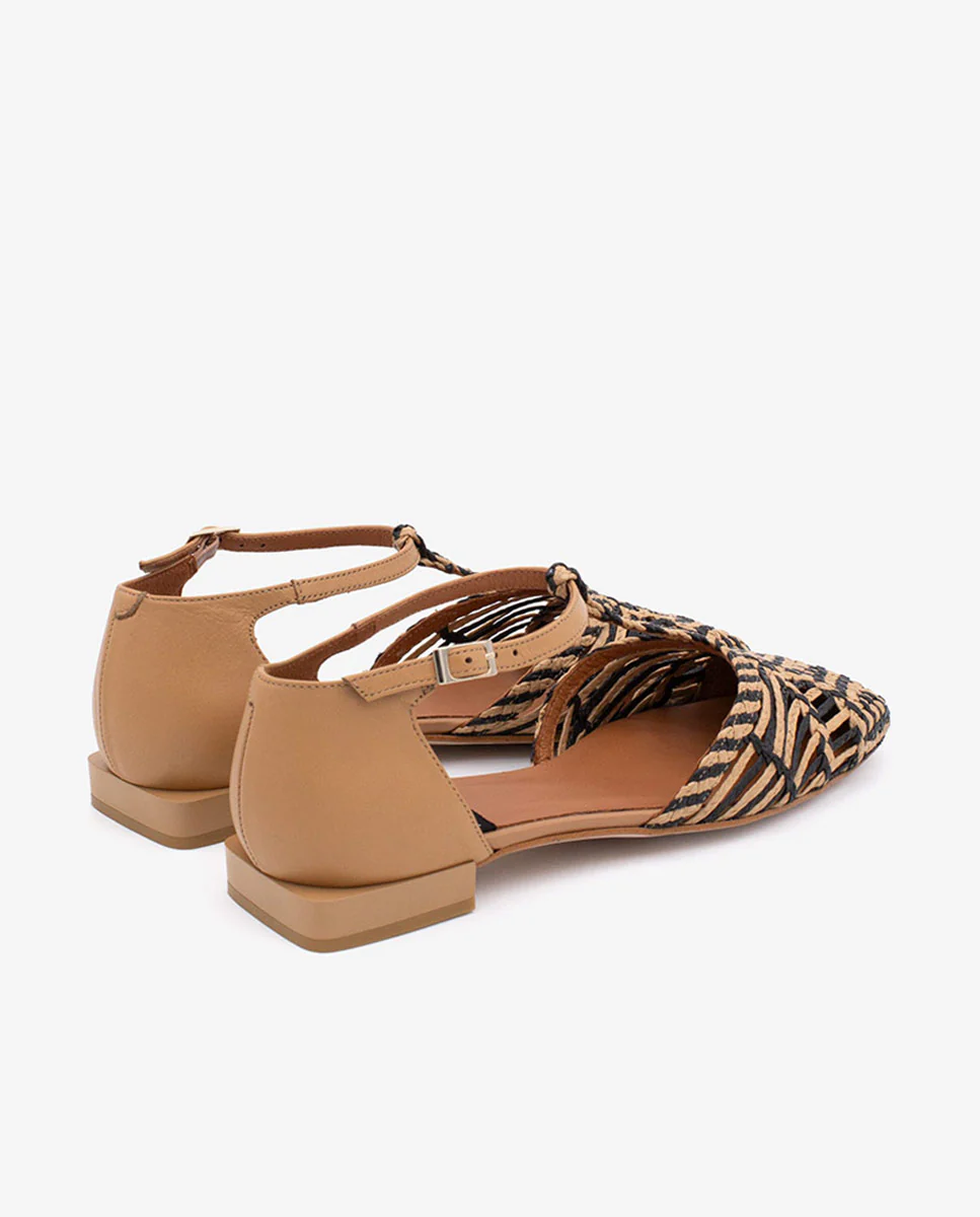 AMELIE - Zapato plano sujeto al tobillo de pala trenzada y piel - Image 8