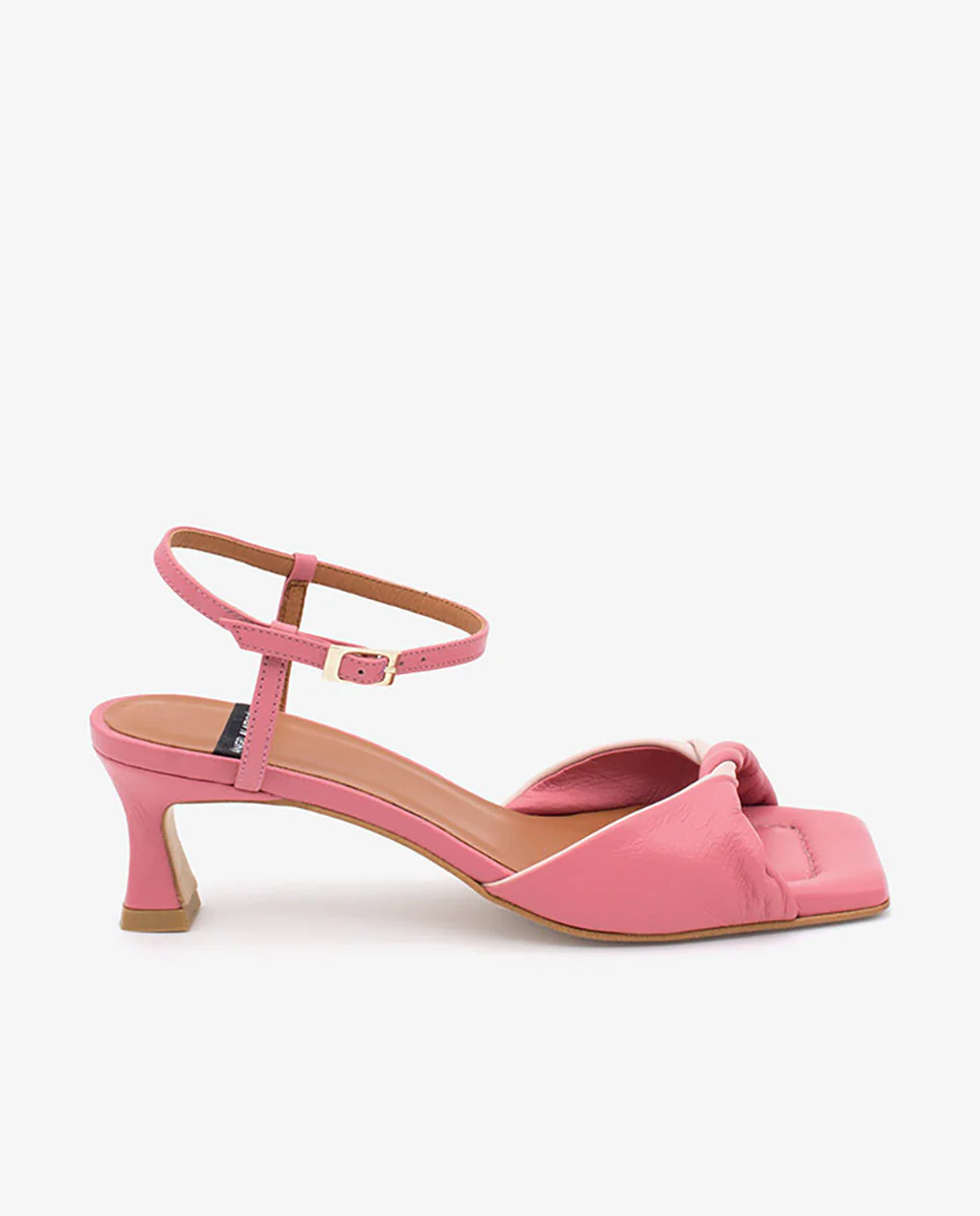 BRANY – Sandalia de mujer con pala fruncida bicolor y pulsera al tobillo de piel