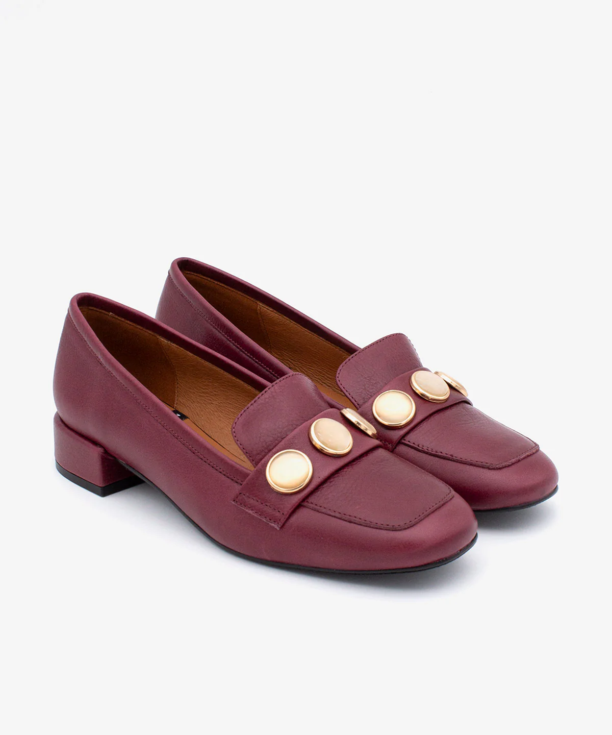 BRUNE – Mocasín de mujer de piel con punta redonda y adorno de semiesferas - Image 2