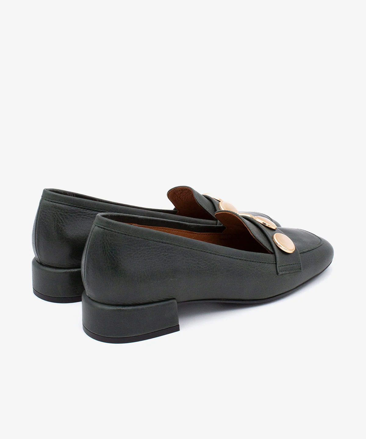 BRUNE – Mocasín de mujer de piel con punta redonda y adorno de semiesferas - Image 8