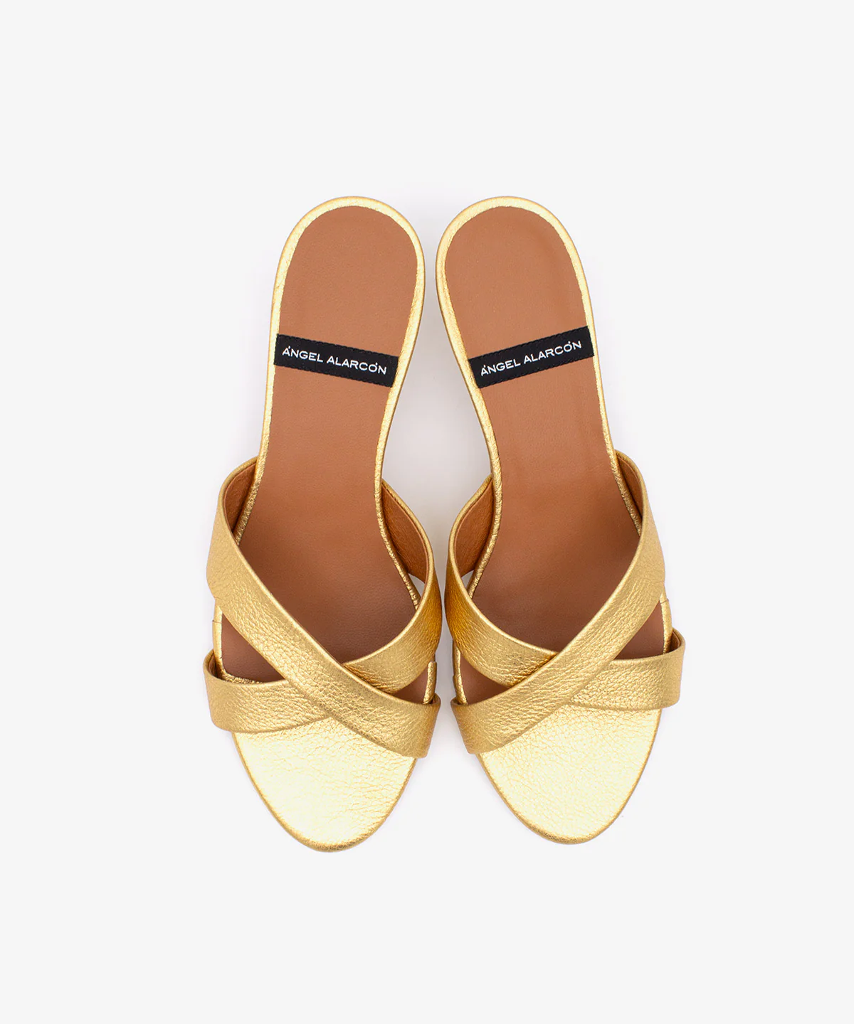 ELODIA – Mules de tacón fino cómodo con pala cruzada de piel metalizada - Image 8