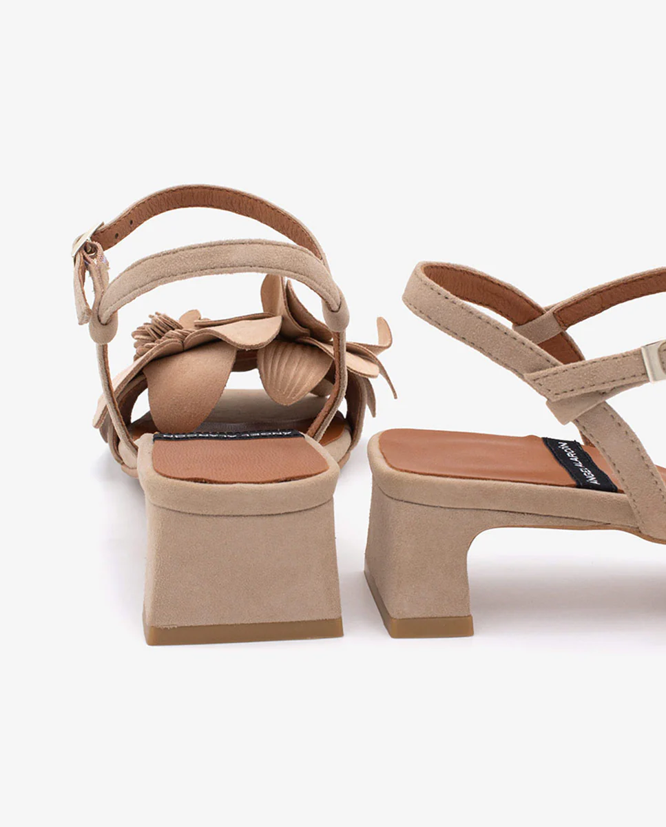 EUGENIE - Sandalias de verano con flor en ante - Image 11