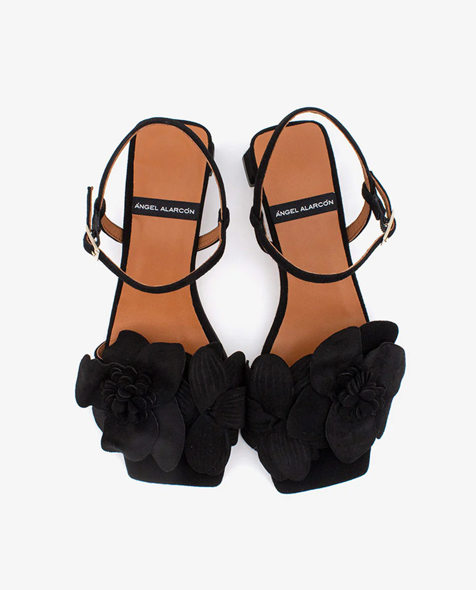 EUGENIE - Sandalias de verano con flor en ante - Image 16