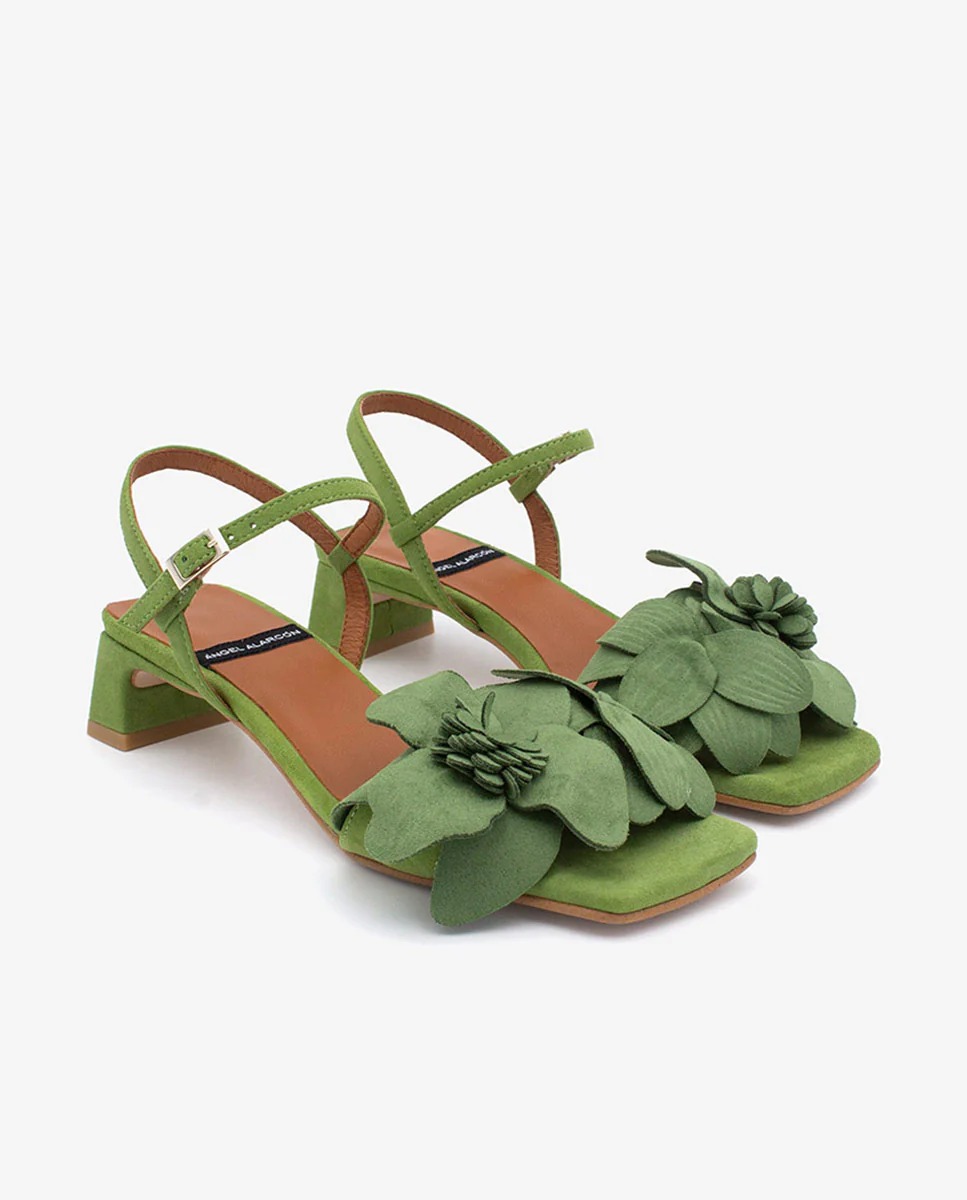 EUGENIE - Sandalias de verano con flor en ante - Image 2