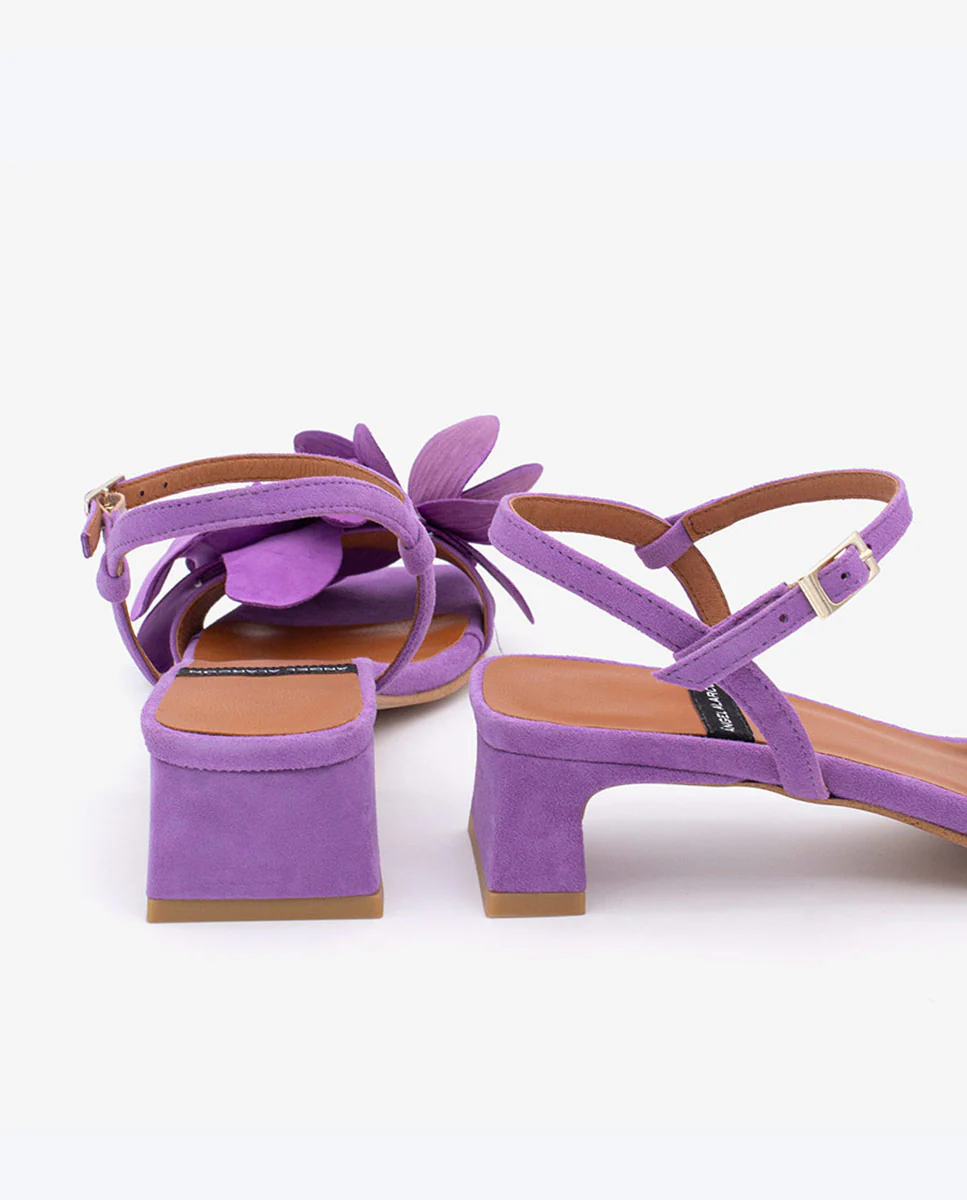 EUGENIE - Sandalias de verano con flor en ante - Image 24