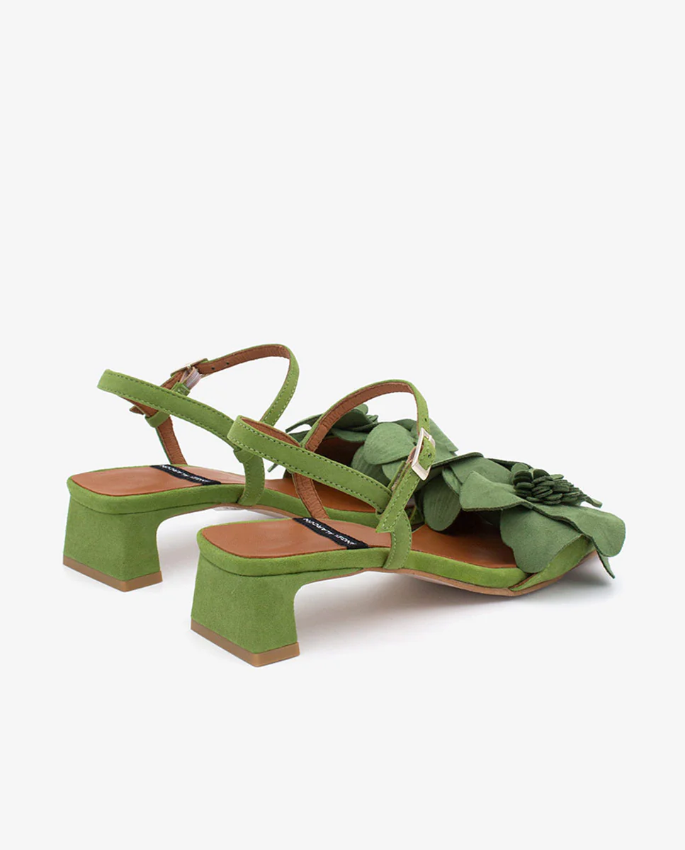EUGENIE - Sandalias de verano con flor en ante - Image 3