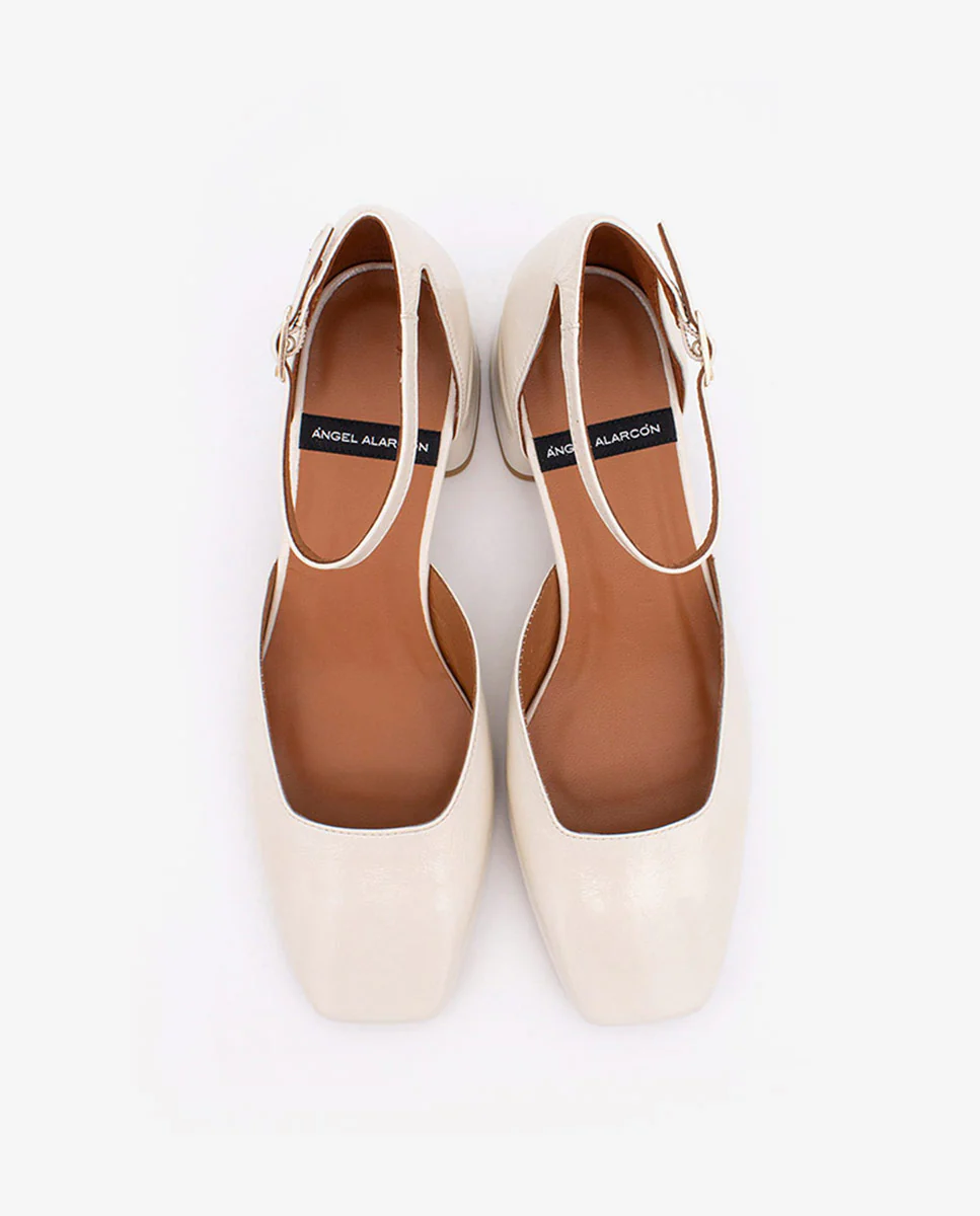 GABRIELLE - Zapato de tacón bajo con pulsera de piel - Image 9