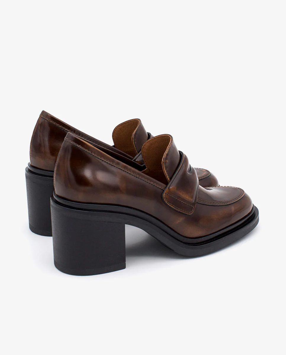 ILMA – Mocasín de piel cepillada con tacón ancho y suela gruesa - Image 3