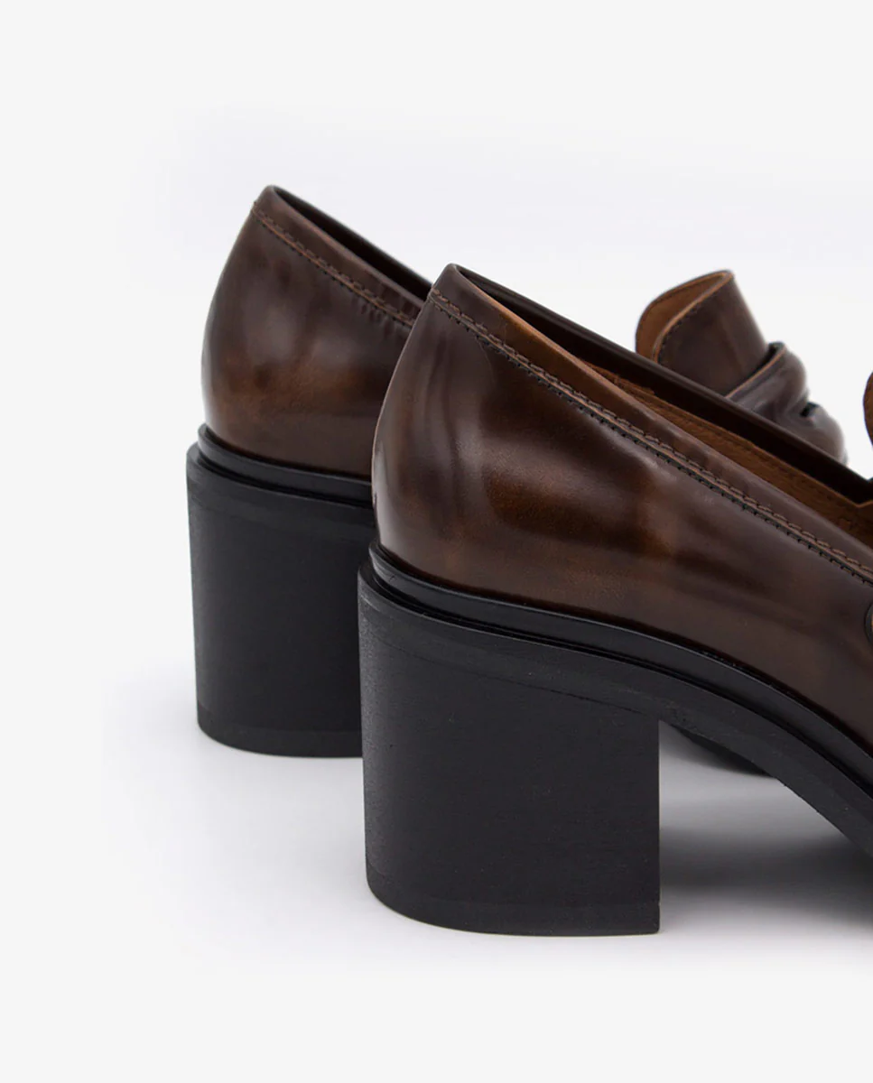 ILMA – Mocasín de piel cepillada con tacón ancho y suela gruesa - Image 6