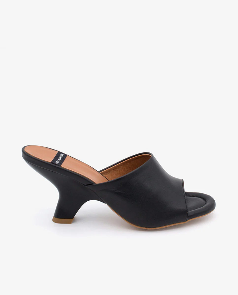 KADY – Mule de piel con tacón pintado de diseño