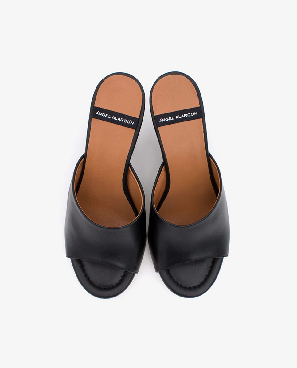 KADY – Mule de piel con tacón pintado de diseño - Image 4
