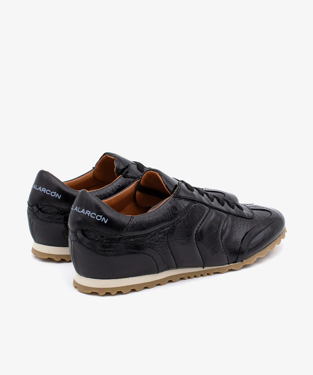 KESIA – Sneakers de piel brillante texturizada con suela de goma dentada - Image 8