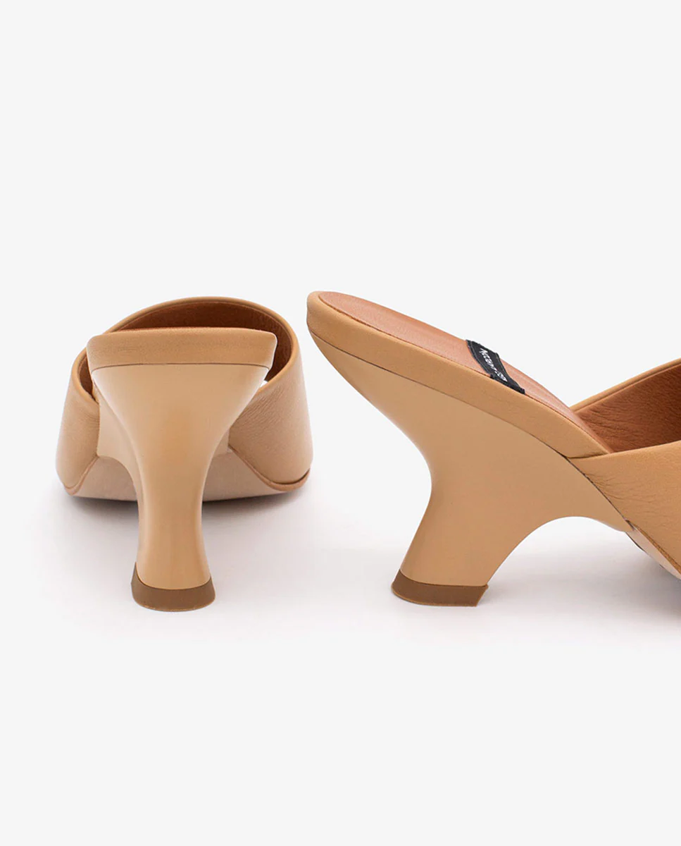 LILY - Mules con tacón de diseño de piel - Image 10