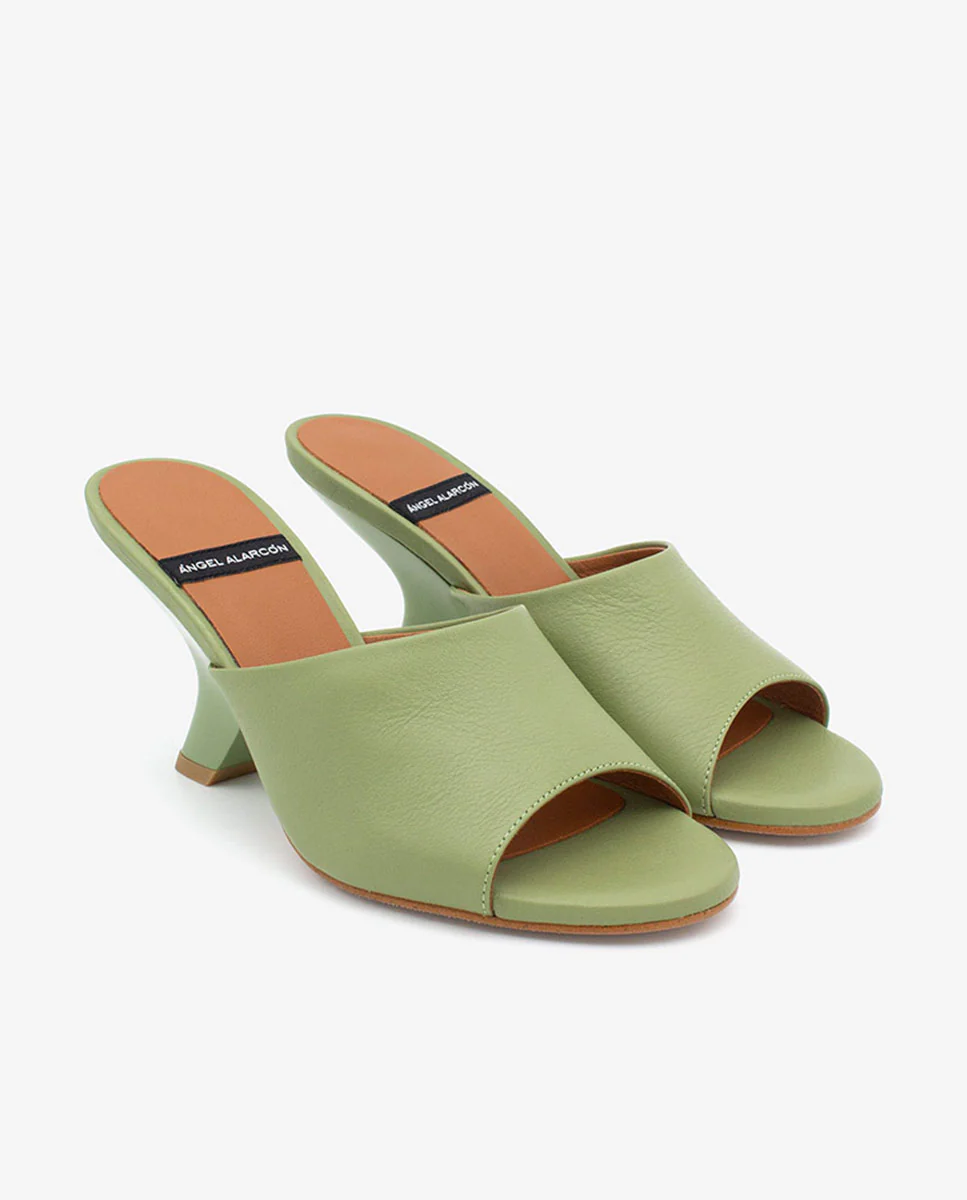 LILY - Mules con tacón de diseño de piel - Image 27
