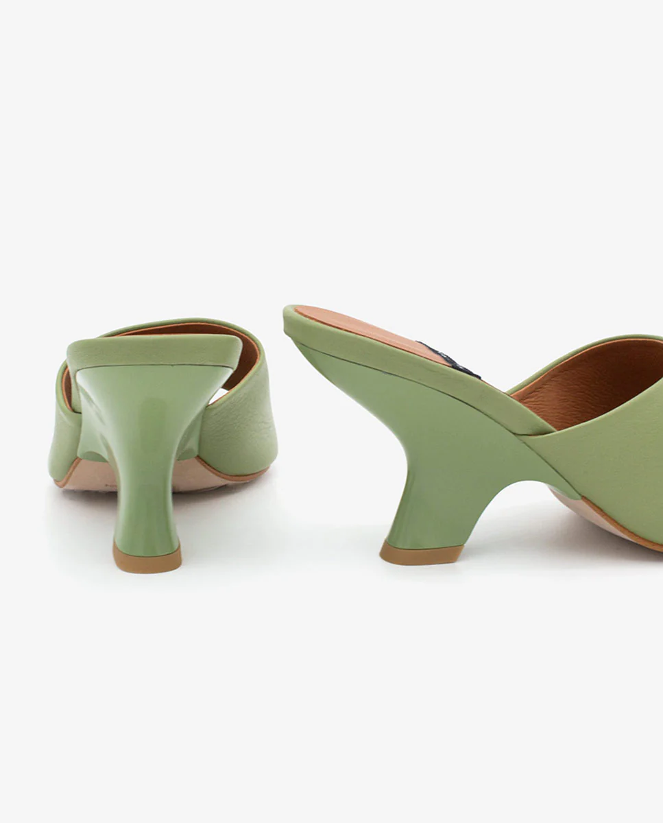 LILY - Mules con tacón de diseño de piel - Image 30