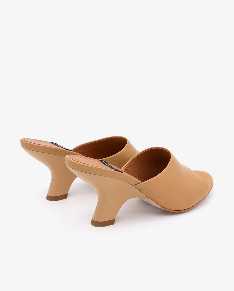 LILY - Mules con tacón de diseño de piel - Image 8