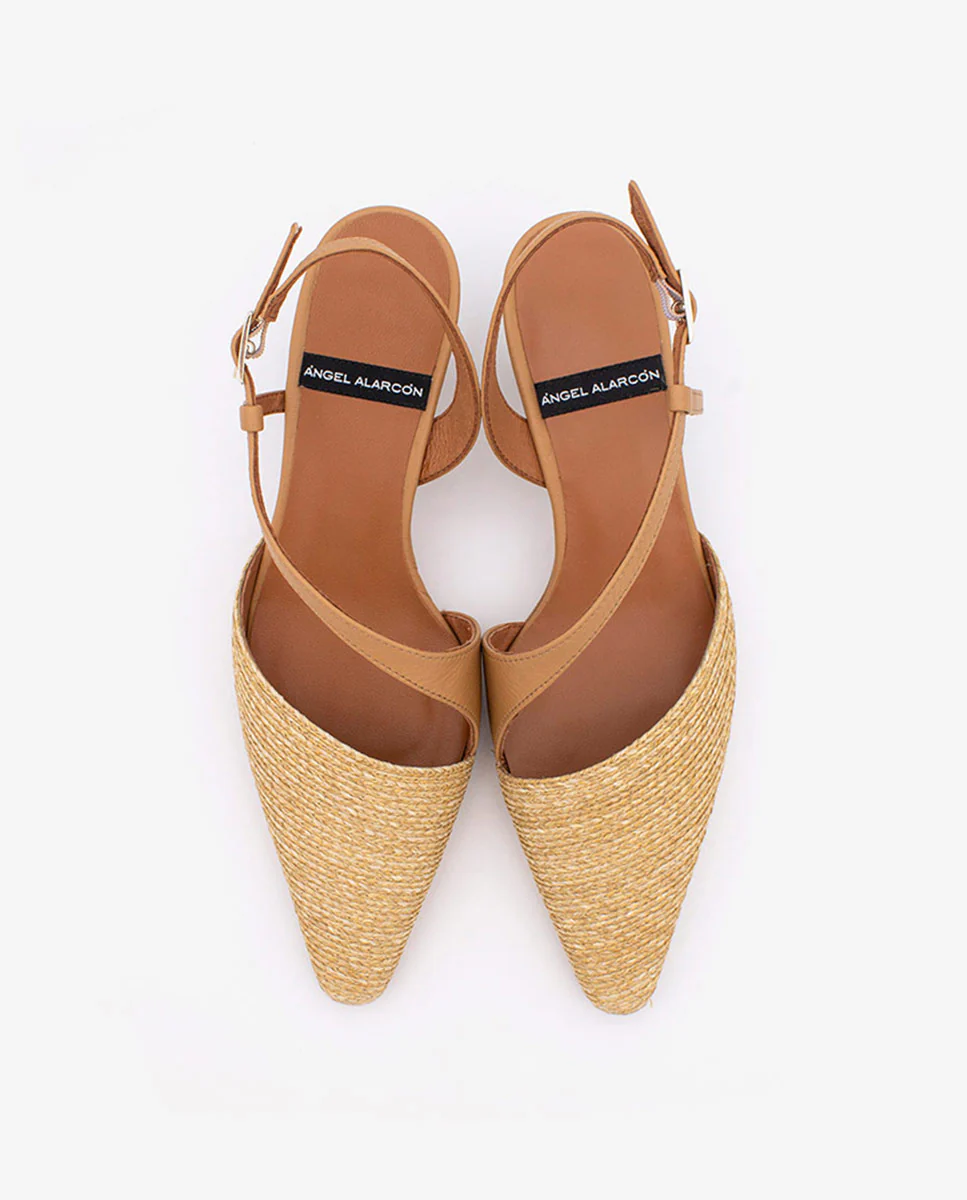LORAINE – Zapato de salón destalonado con cierre cruzado en rafia y piel - Image 7