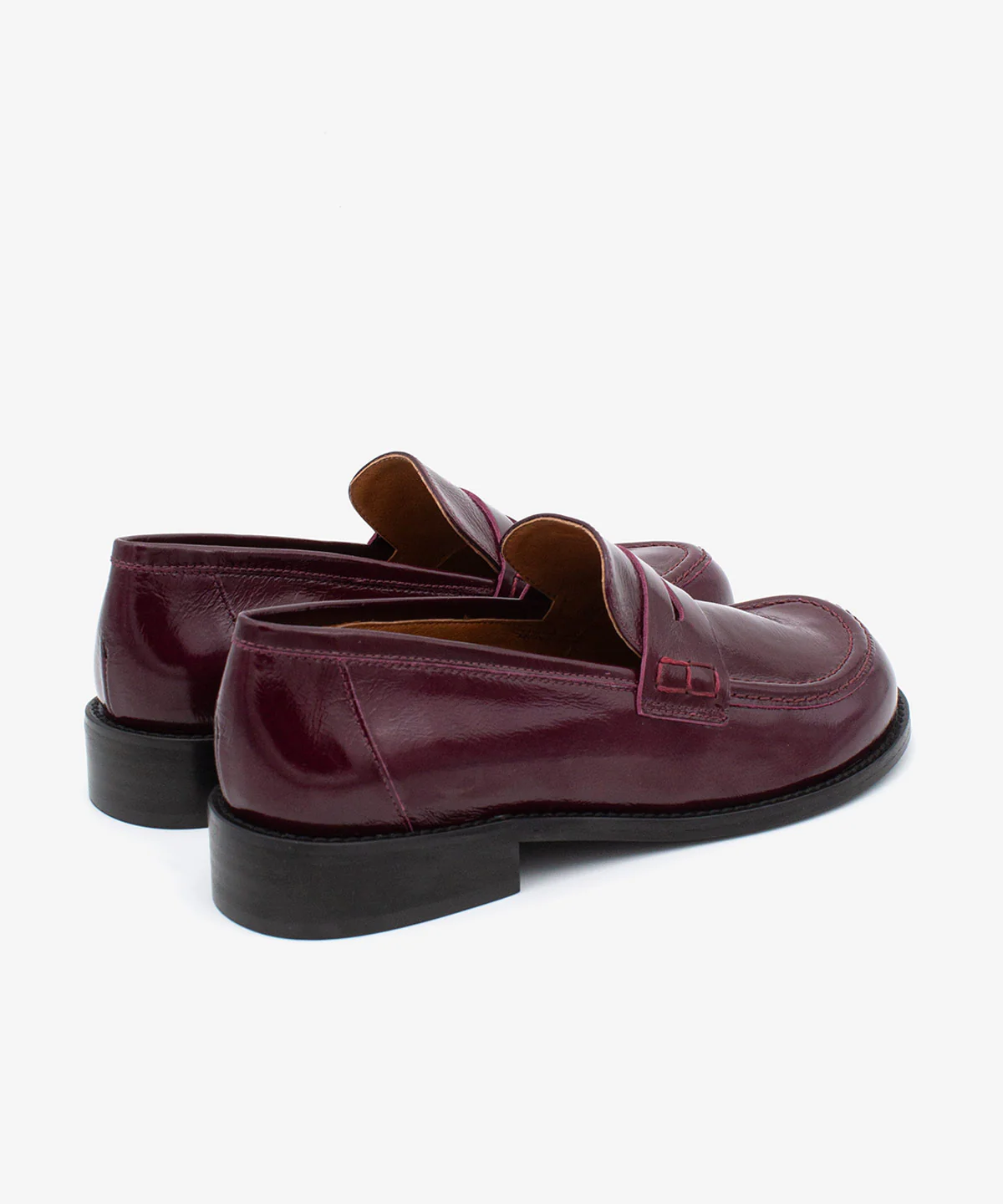 LOUISA – Mocasín de mujer con antifaz en piel brillante - Image 3