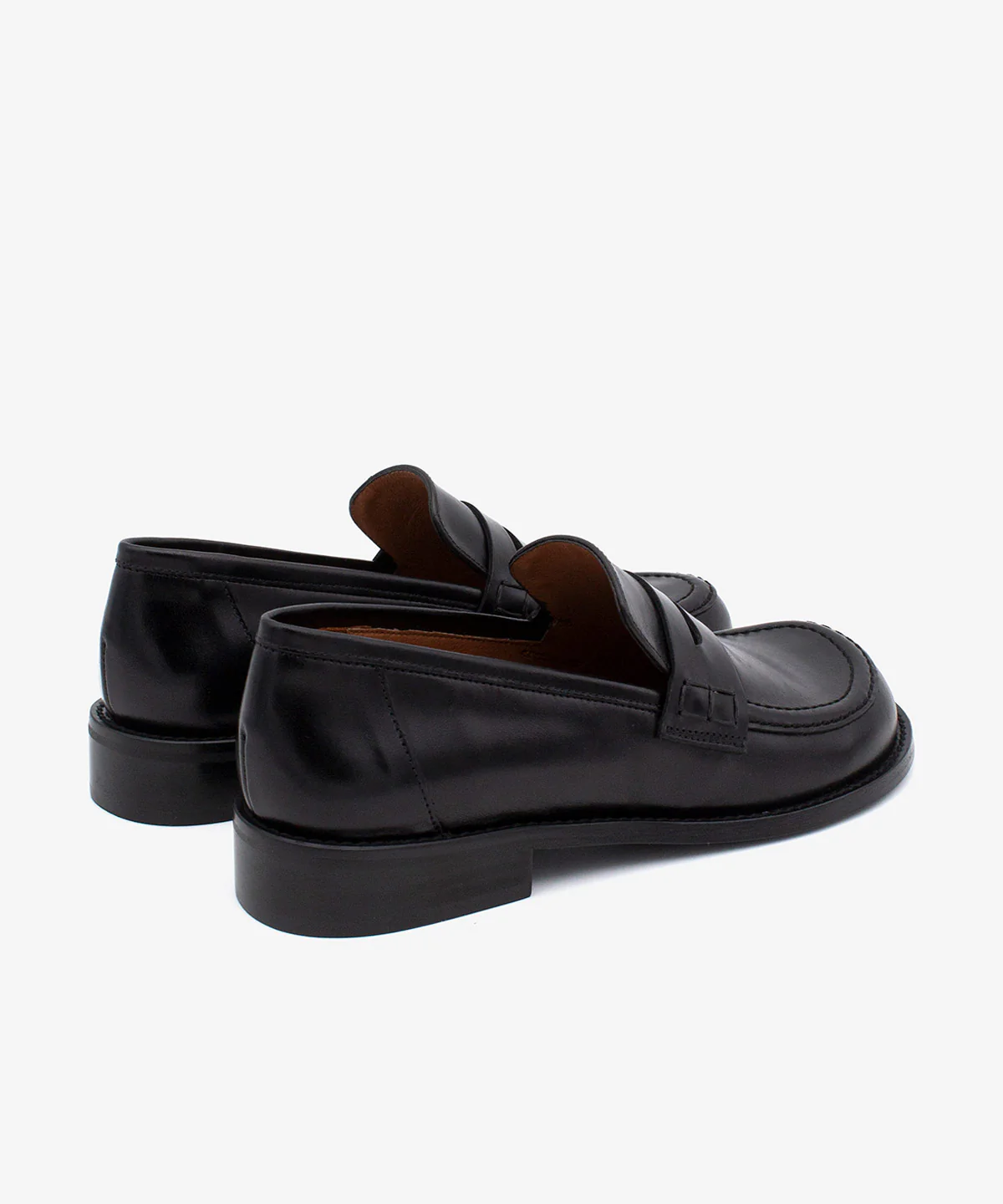 LOUISA – Mocasín de mujer con antifaz en piel con brillo - Image 5