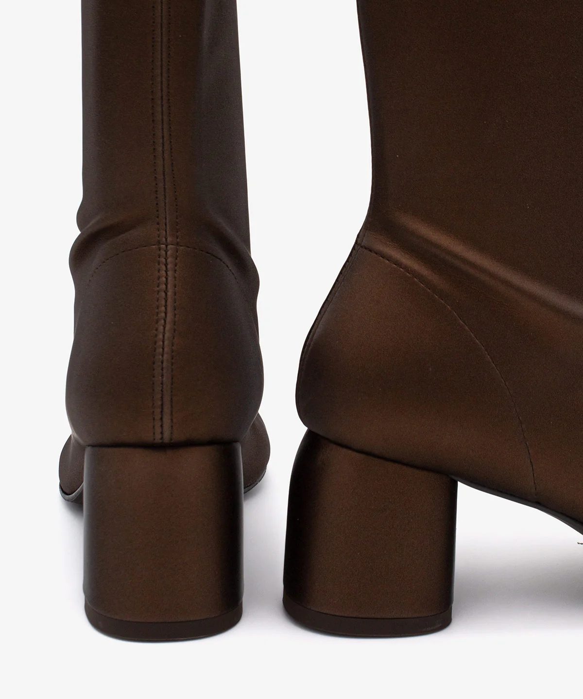 MADEL – Bota de mujer tipo calcetín de caña baja en elástico brillante - Image 5