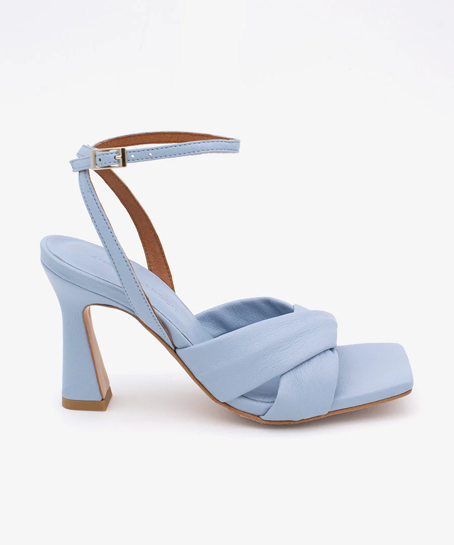 MAELLE – Sandalia con pala cruzada y tacón alto en piel - Image 12