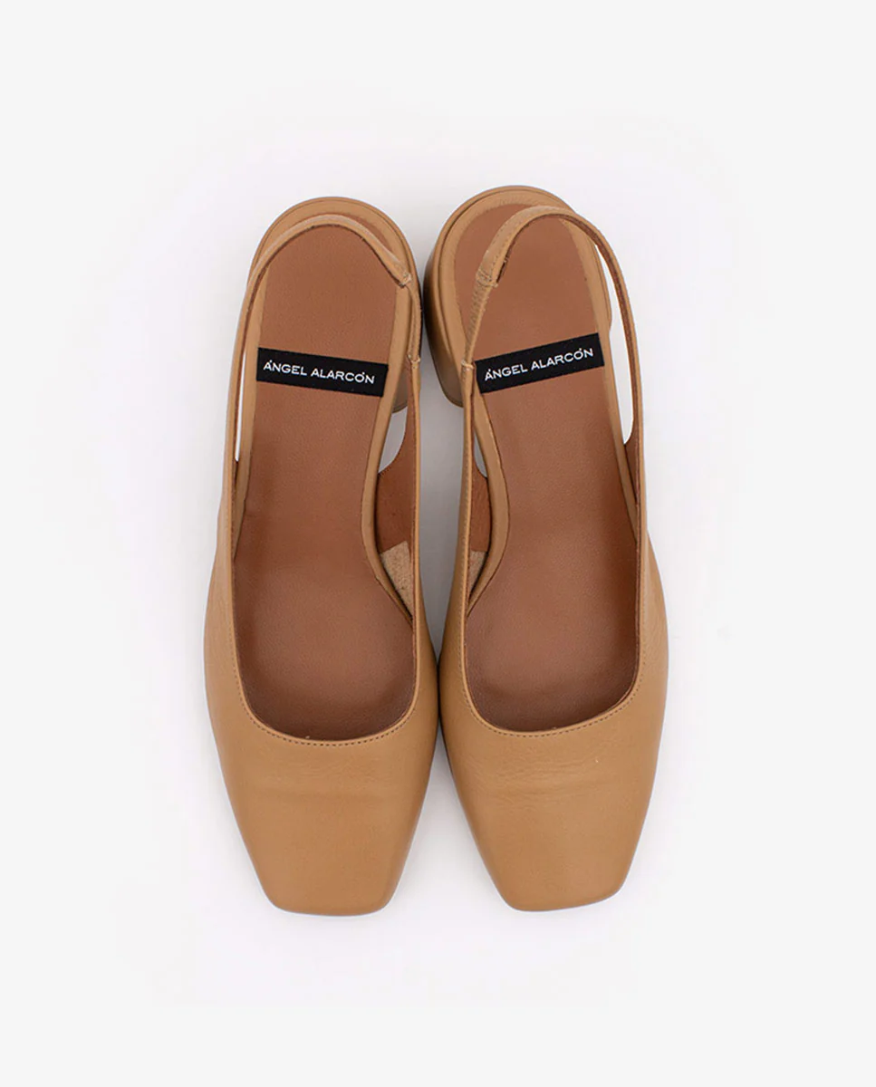 MANON - Zapatos de salón destalonados con tacón bajo de piel - Image 4