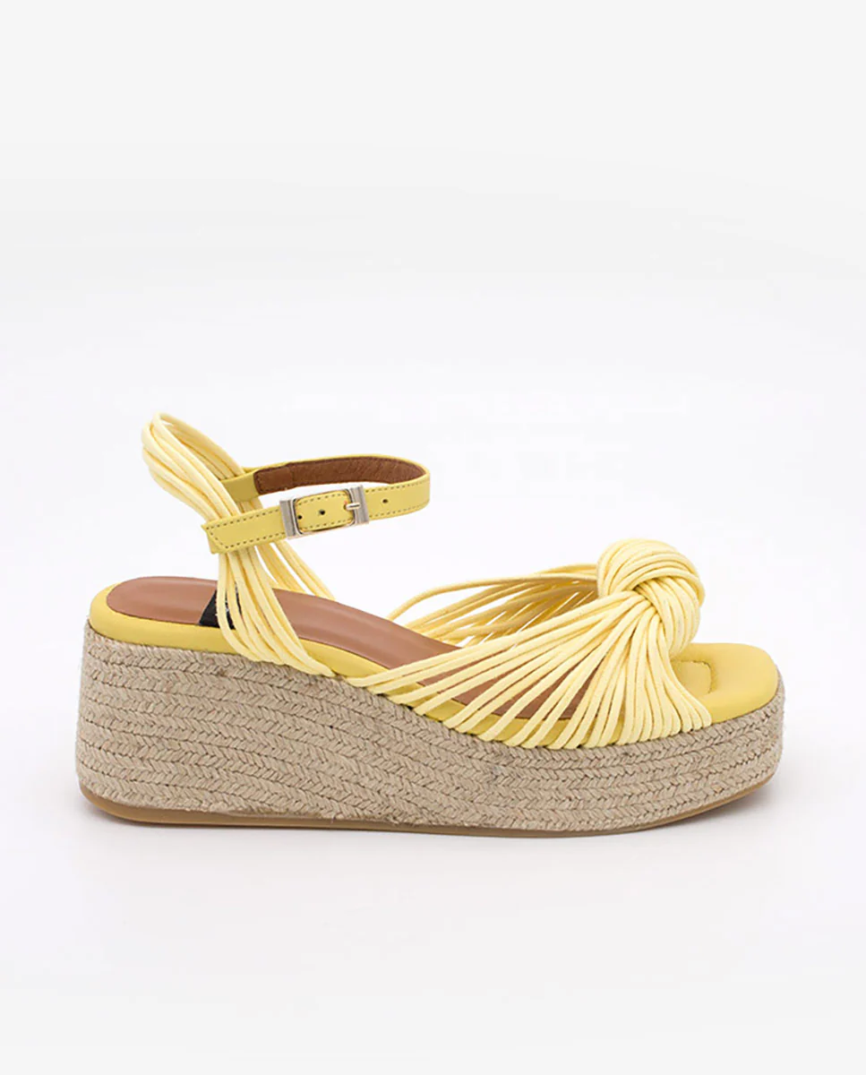 MARTHA – Sandalia de cuña de piel y multi cordeles anudados