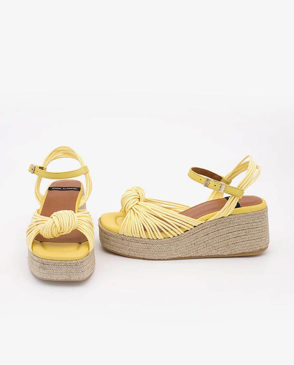 MARTHA – Sandalia de cuña de piel y multi cordeles anudados - Image 3