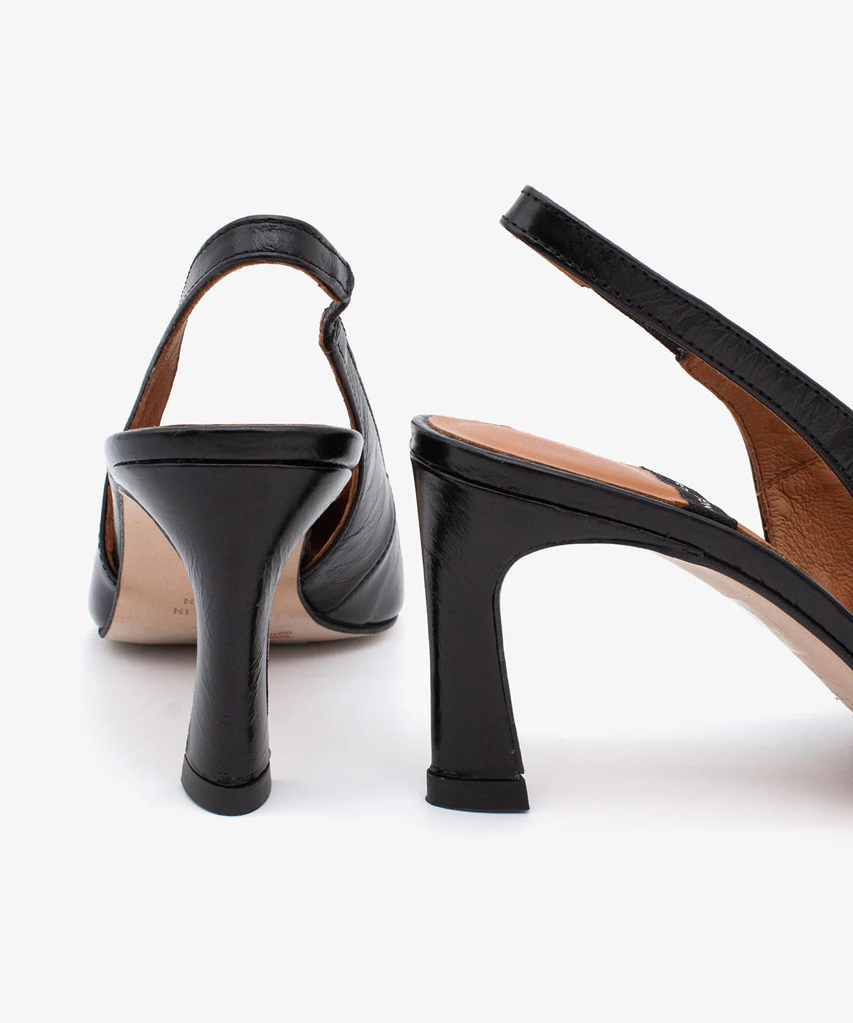 NARA – Stiletto destalonado con tacón alto de piel texturizada - Image 11