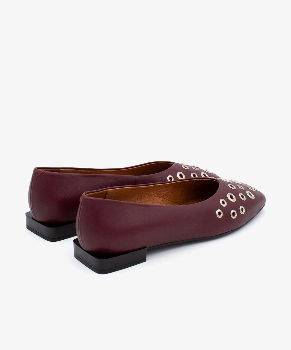 NIRA – Bailarina con punta cuadrada y tachas de piel - Image 10