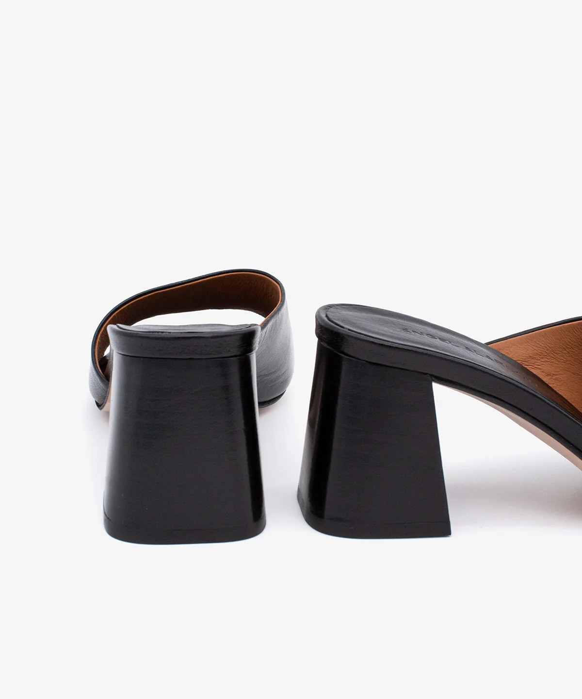 PATRIZIA – Mule de piel natura con tacón alto ancho efecto madera - Image 22