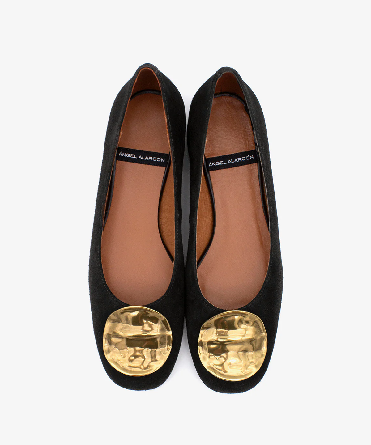 PERLE – Bailarina de piel con punta redonda y adorno de chapa dorado - Image 9