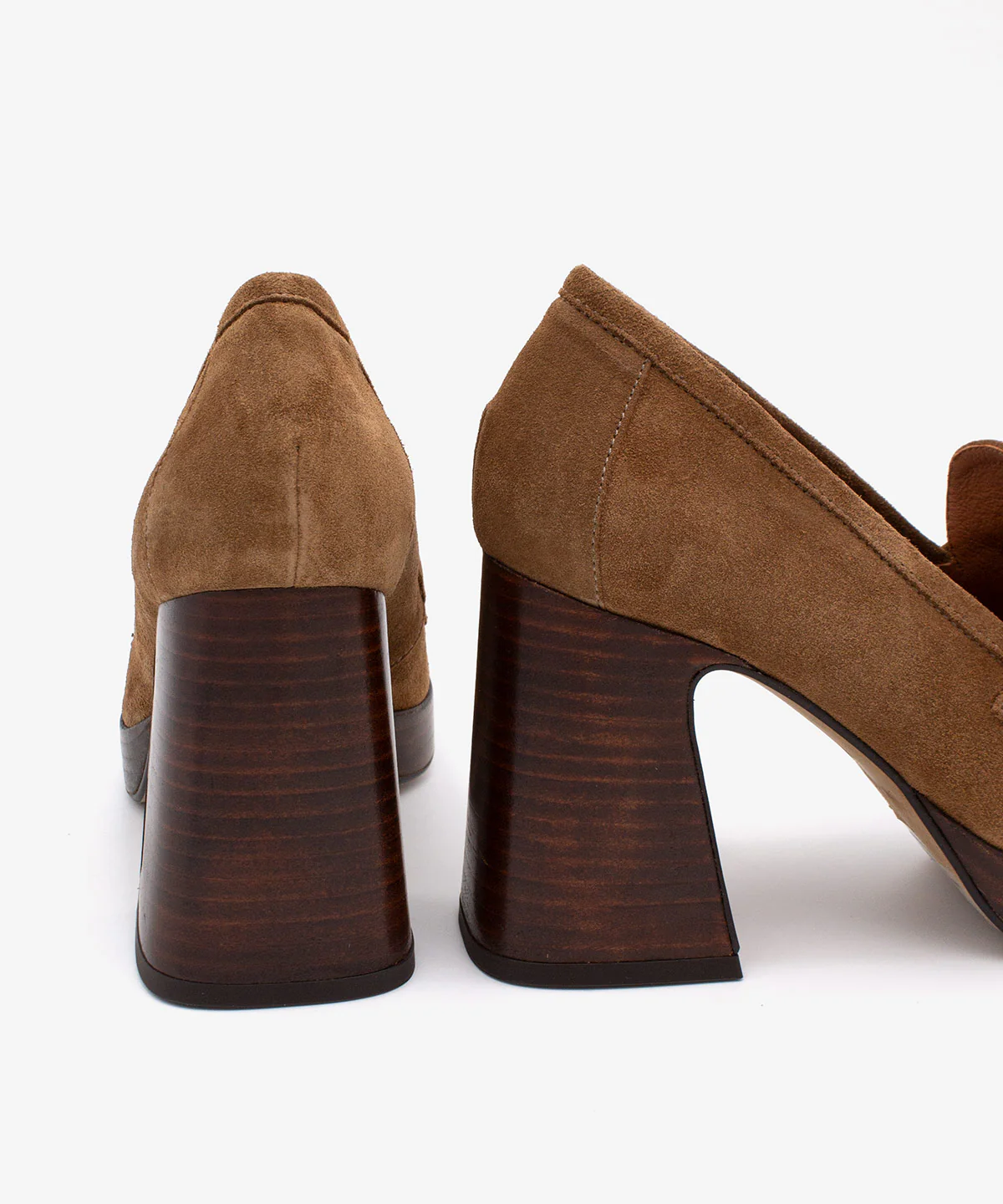 SISAI – Mocasín de mujer de serraje con tacón alto y plataforma de efecto madera - Image 5