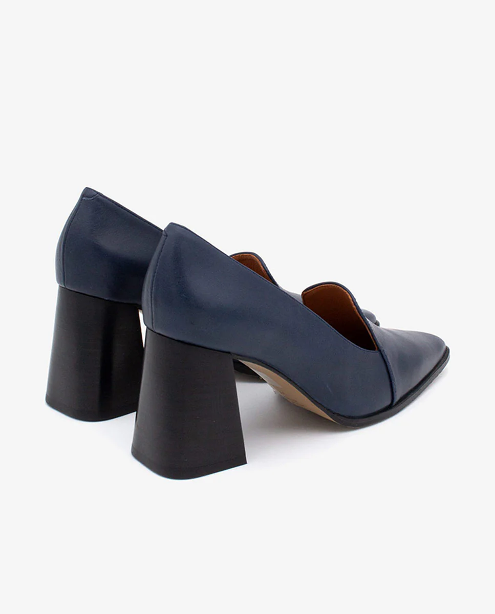 TRISPA – Mocasín de piel con tacón cuadrado y puntera fina - Image 3