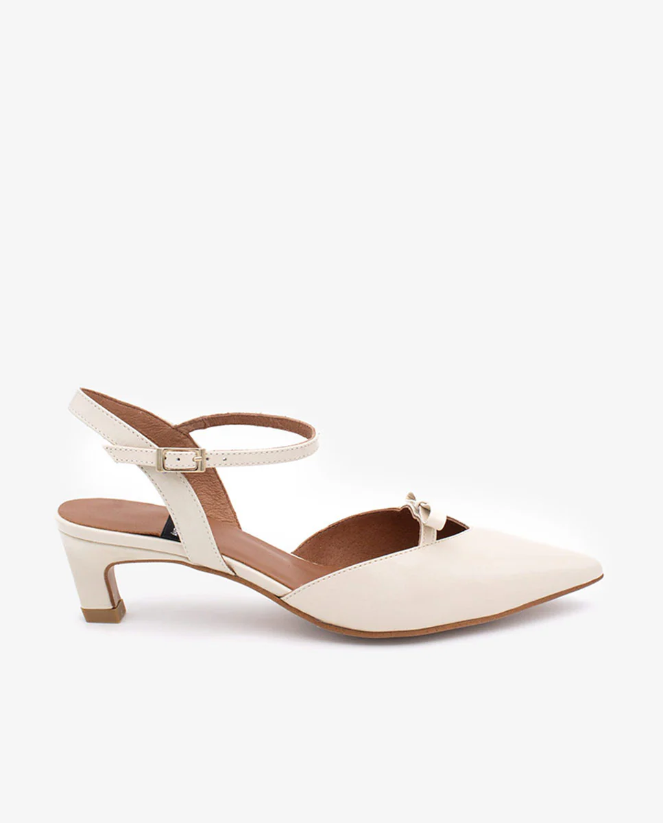 VERONIQUE – Zapatos de salón abiertos con tacón bajo de piel texturizada - Image 6