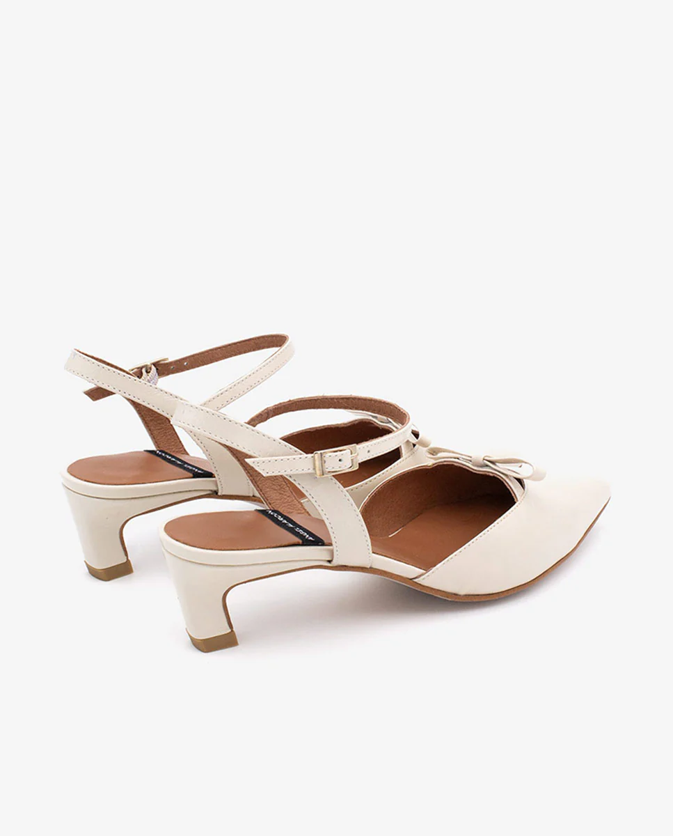 VERONIQUE – Zapatos de salón abiertos con tacón bajo de piel texturizada - Image 8