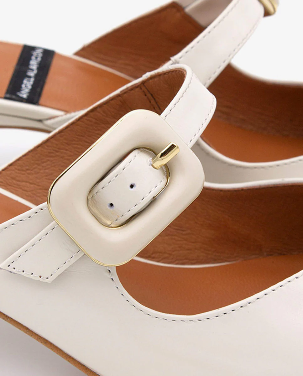 YVONNE - Mules merceditas con tacón bajo de piel brillante - Image 14