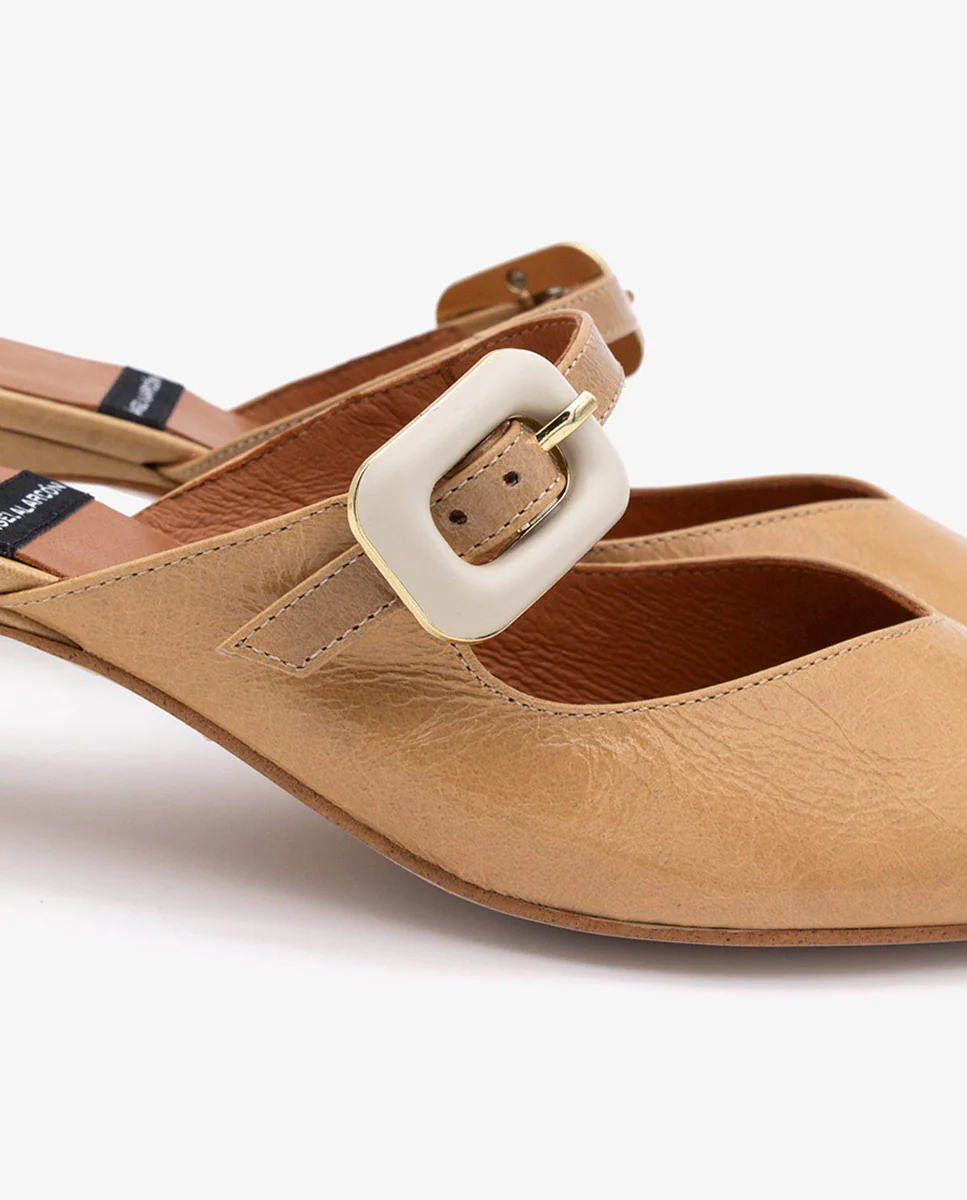 YVONNE - Mules merceditas con tacón bajo de piel texturizada - Image 6